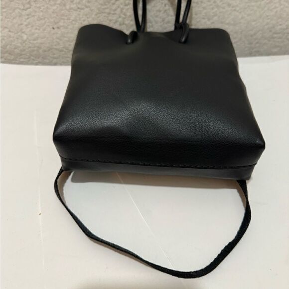Zara Womens Crossbody Bag Black Mini Tote Minimalist bag Messenger handles bag - Picture 6 of 11